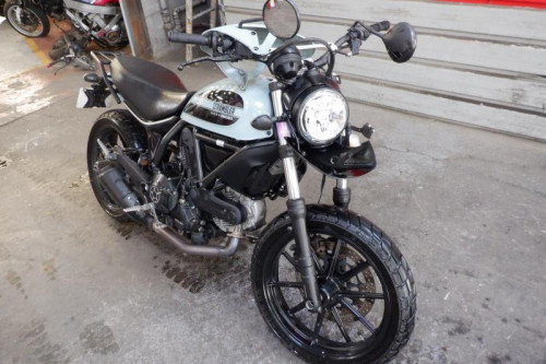 DUCATI 400 SCRAMBLER