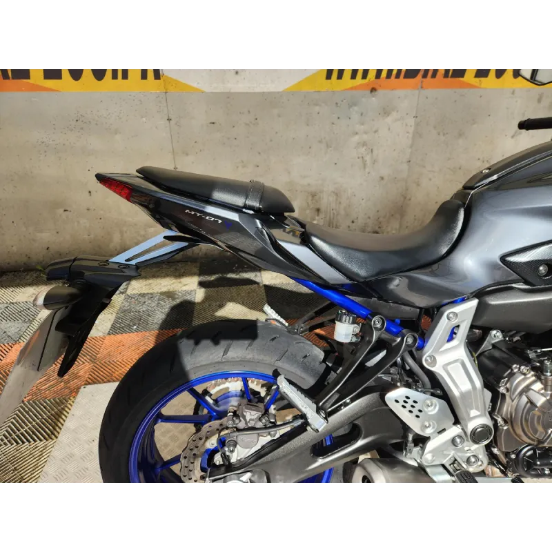 YAMAHA MT07 700