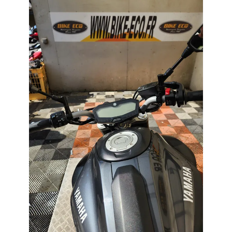 YAMAHA MT07 700
