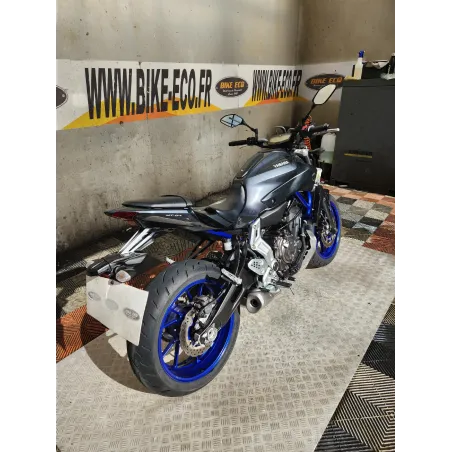 YAMAHA MT07 700