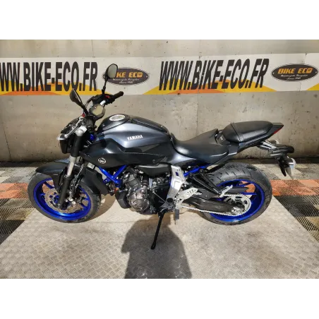YAMAHA MT07 700