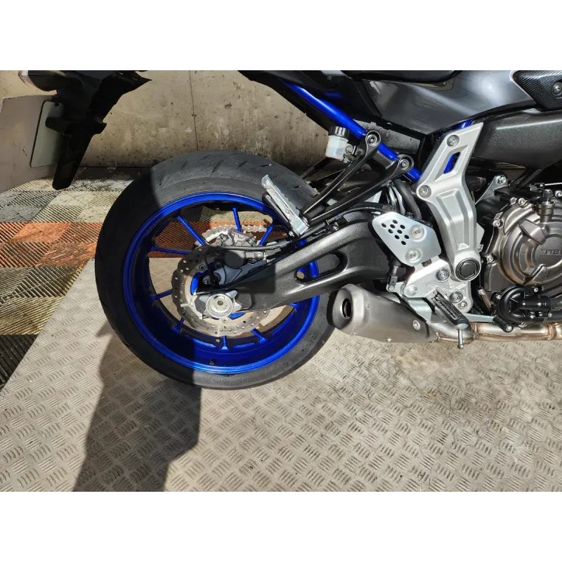 YAMAHA MT07 700