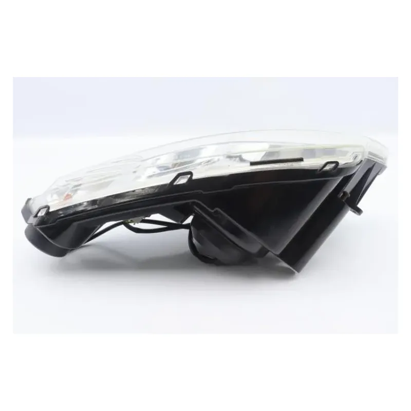 Optique avant droit (feux)(phare) PEUGEOT SATELIS 125 EVO 2009 - 2011
