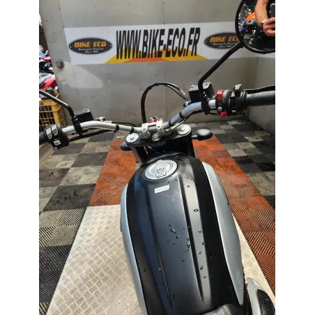 DUCATI SCRAMBLER 800