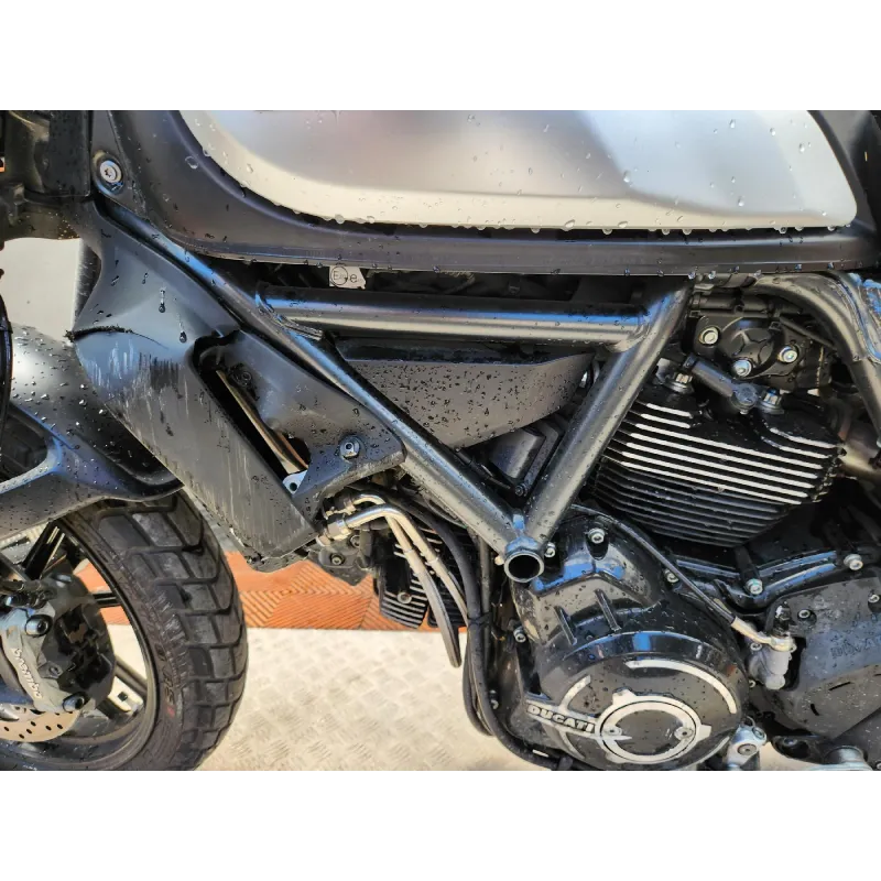 DUCATI SCRAMBLER 800