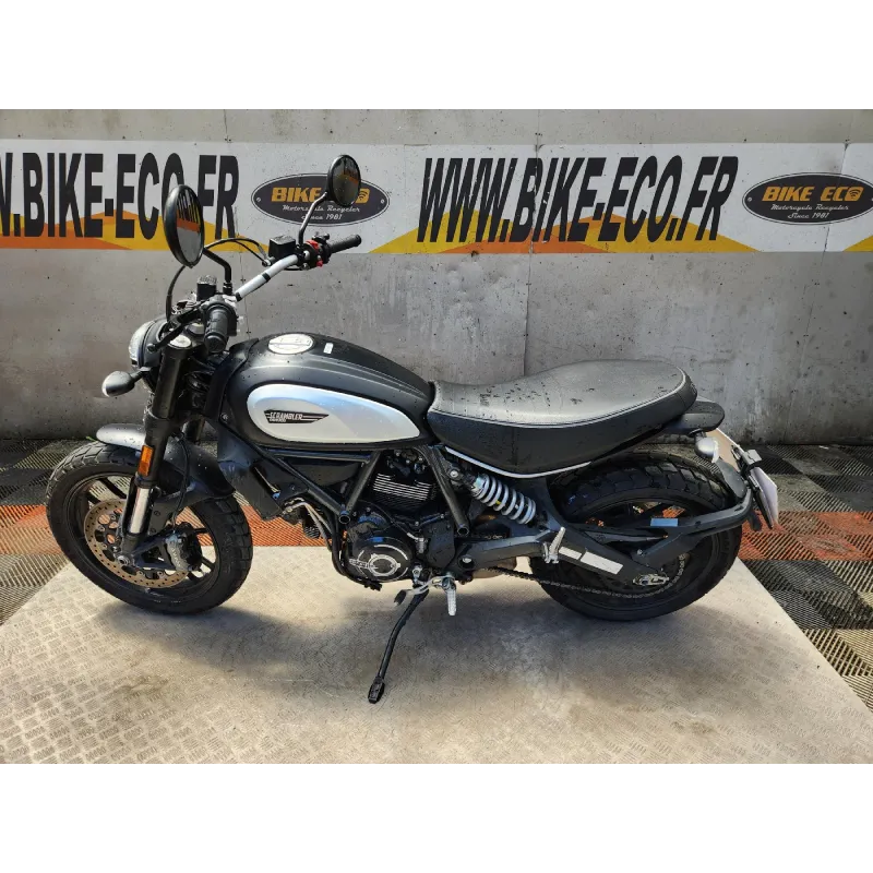 DUCATI SCRAMBLER 800