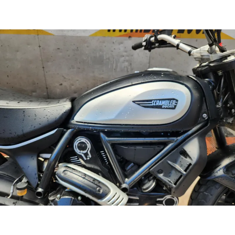 DUCATI SCRAMBLER 800