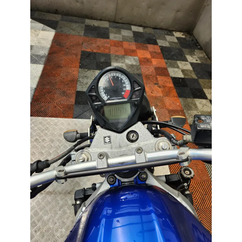 SUZUKI SV 650 N