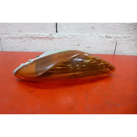 Clignotant avant droit SUZUKI UH 125 BURGMAN 2002 - 2006