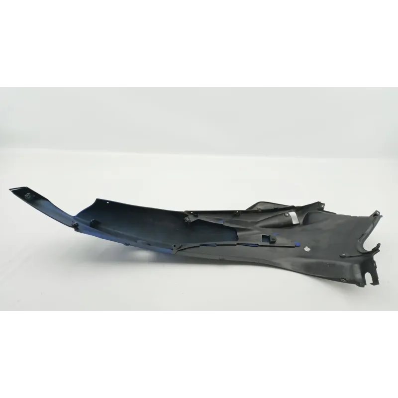 Coque arriere droit SUZUKI UX 125 SIXTEEN 2009 - 2012