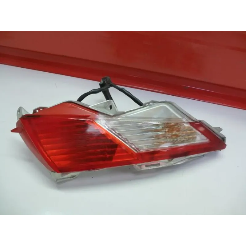 Bloc feu + clignotant ar droit HONDA FES 125 PANTHEON 2003 - 2007