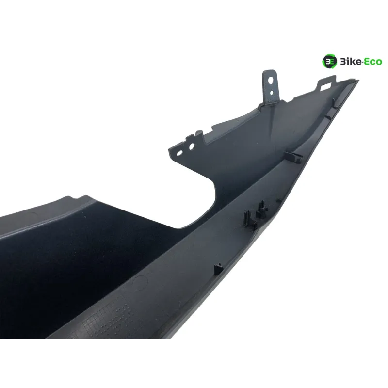Cache carenage coque arriere droit YAMAHA YPR 125 2018-2022 XMAX