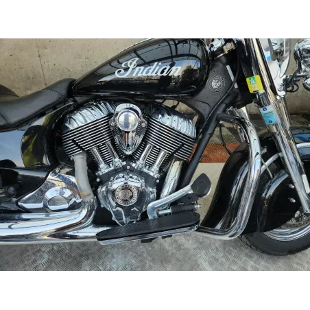 INDIAN MOTORCYCLE CHIEF 1811