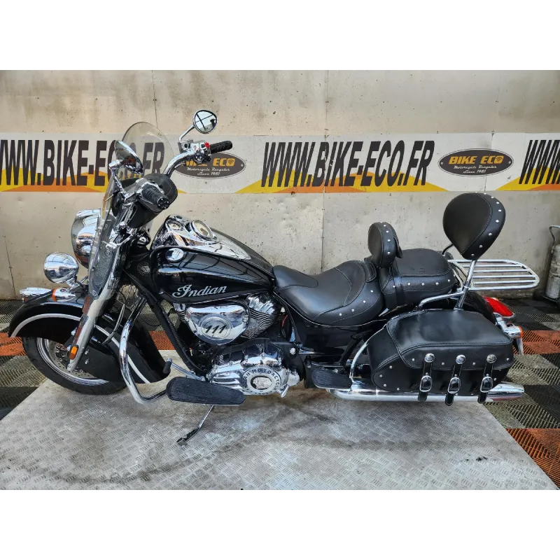 INDIAN MOTORCYCLE CHIEF 1811