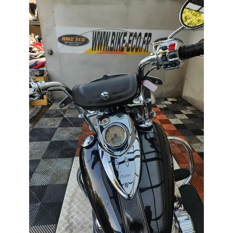 INDIAN MOTORCYCLE CHIEF 1811