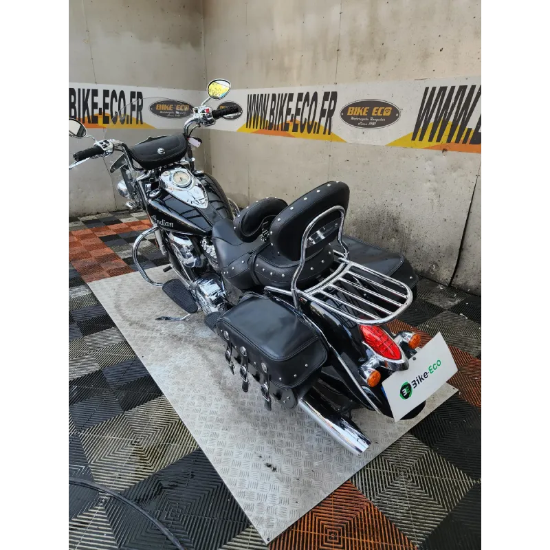 INDIAN MOTORCYCLE CHIEF 1811