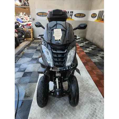 PEUGEOT METROPOLIS 400
