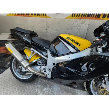 SUZUKI GSX-R 750