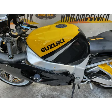 SUZUKI GSX-R 750