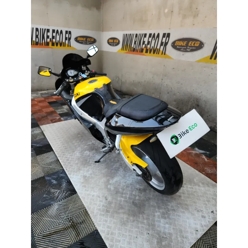 SUZUKI GSX-R 750