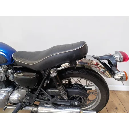 KAWASAKI W 650