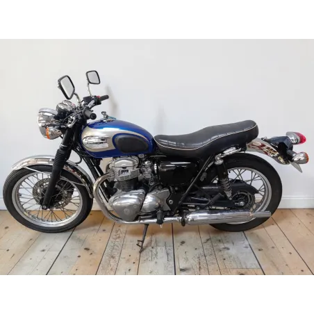 KAWASAKI W 650