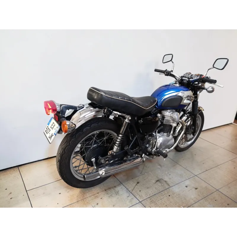 KAWASAKI W 650