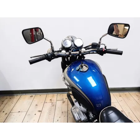 KAWASAKI W 650