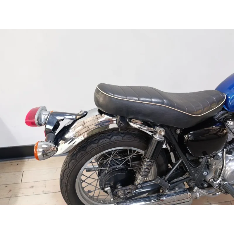 KAWASAKI W 650