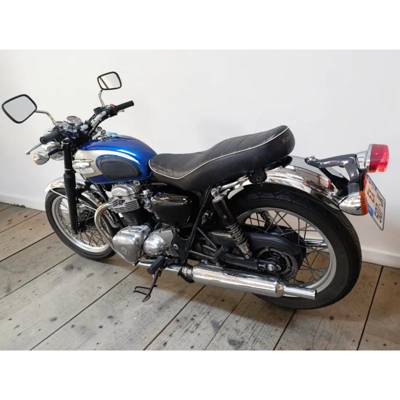 KAWASAKI W 650