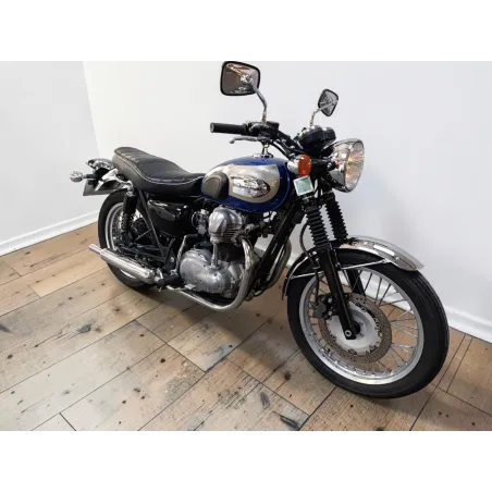 KAWASAKI W 650