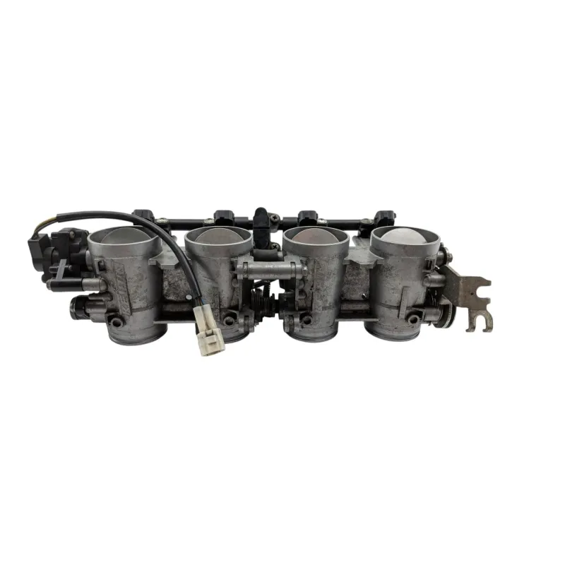 Rampe d'injection SUZUKI GSXR 1000 2005 - 2006