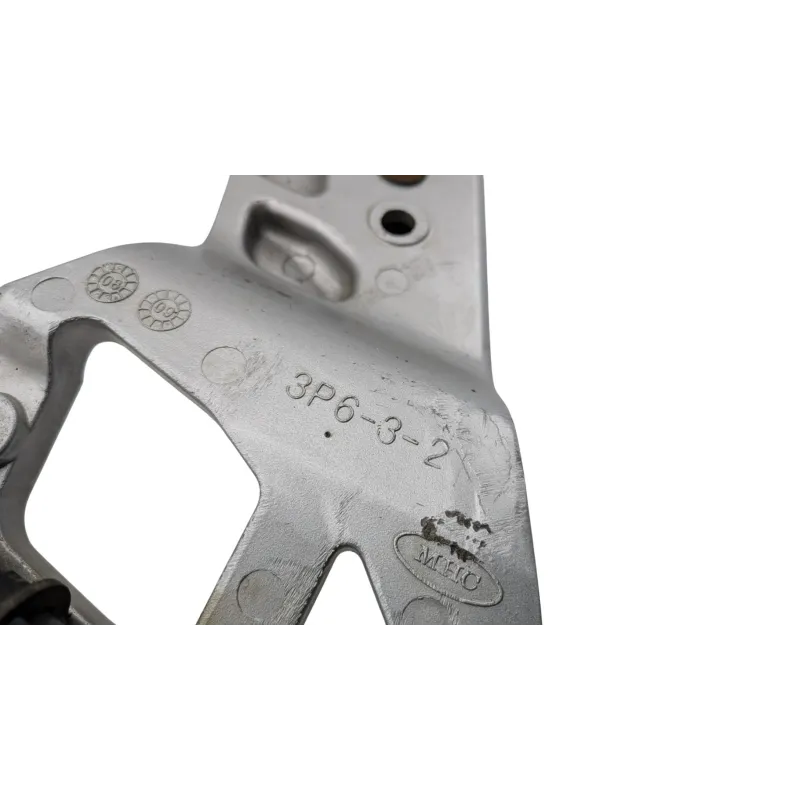 Platine avant droite YAMAHA FJR 1300 A ABS 2006 - 2012