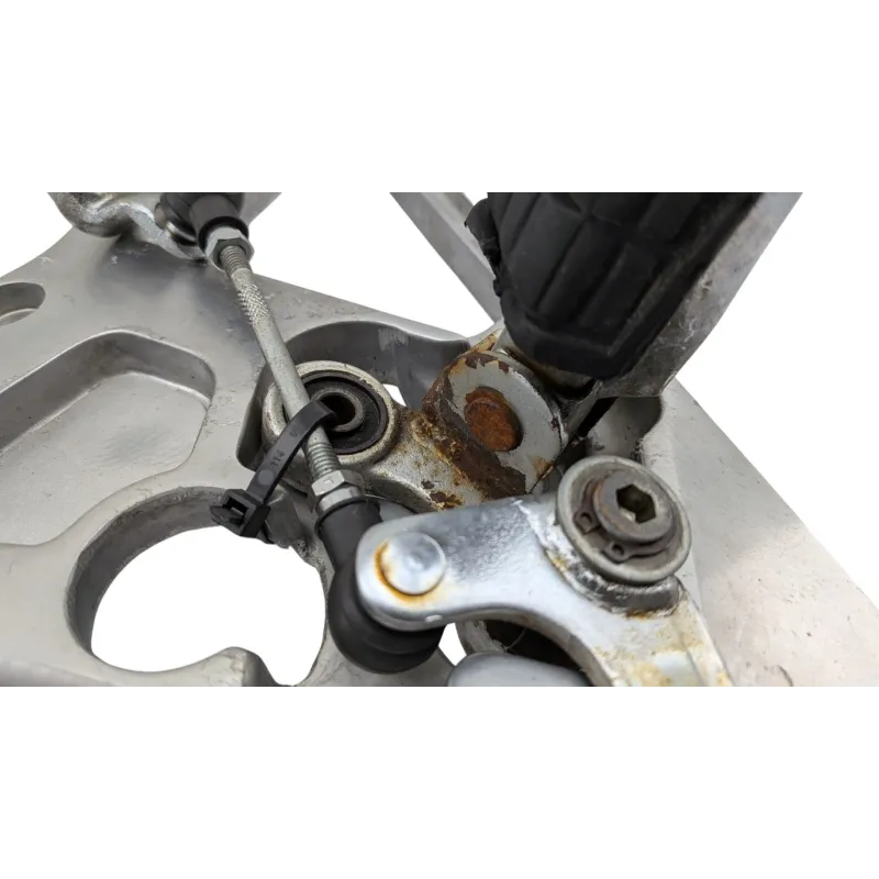 Platine avant gauche YAMAHA FJ 1200 1985 - 1997