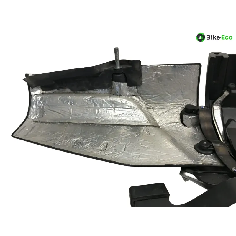 Platine et repose pieds arriere gauche YAMAHA XT 1200 Z 2017-2019 SUPER TENERE