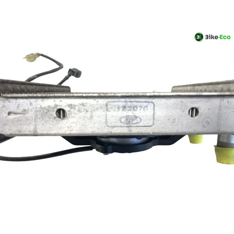 Radiateur eau SUZUKI UH 125 2007-2013 BURGMAN