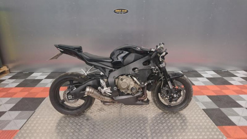 HONDA CBR 1000 RR