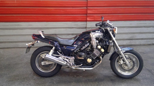 YAMAHA 750 FZX