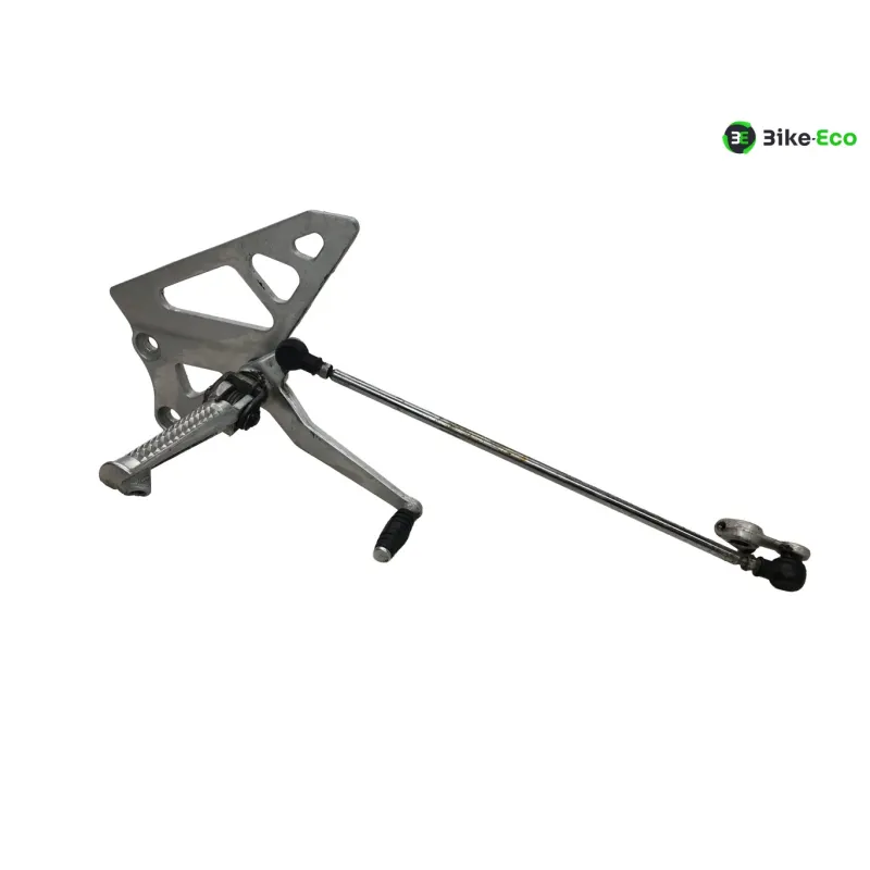Platine avant gauche SUZUKI GSXR 750 1991