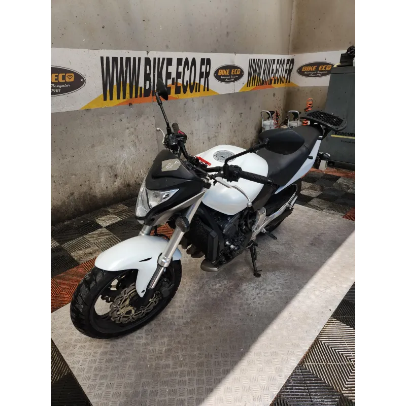 HONDA CB 600 F HORNET