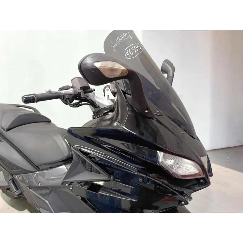 APRILIA SRV 850