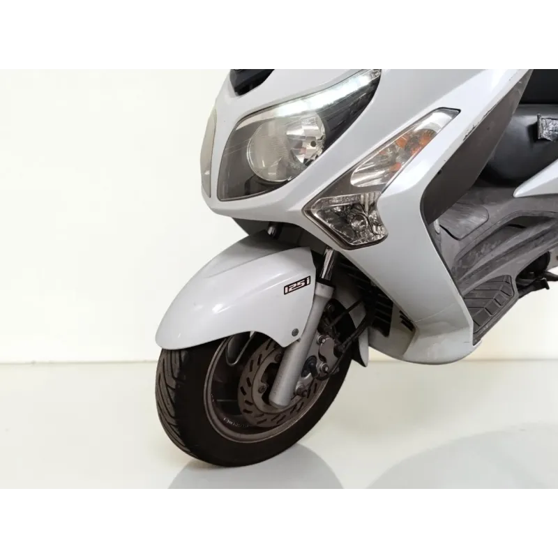 SYM GTS 125