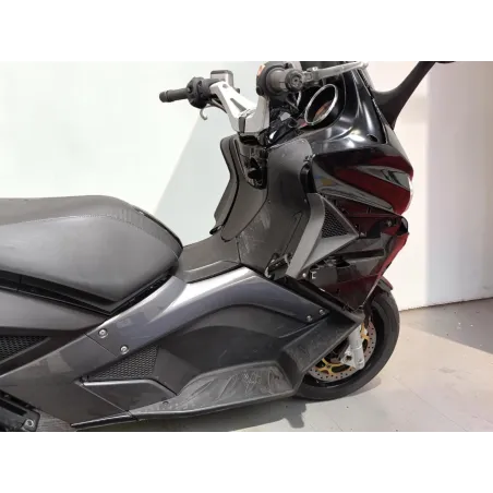 APRILIA SRV 850