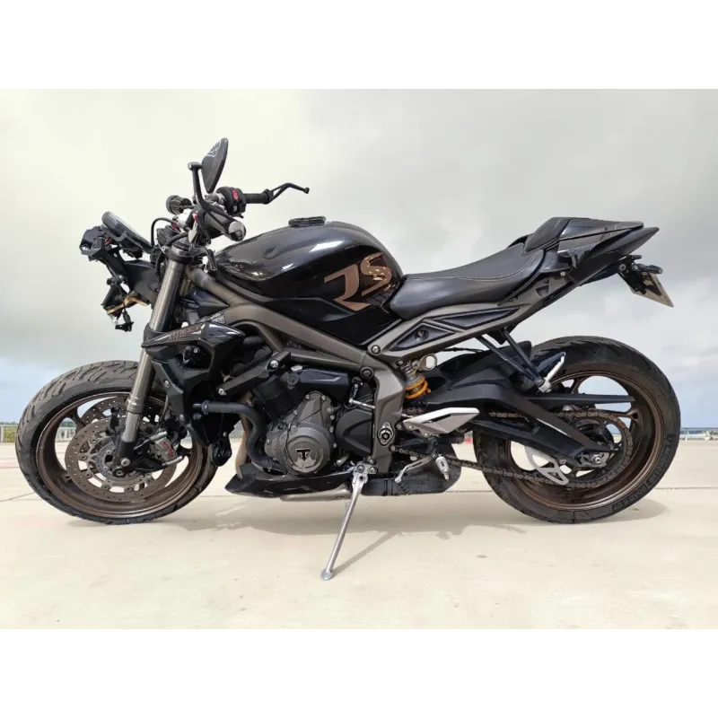 TRIUMPH 765 RS