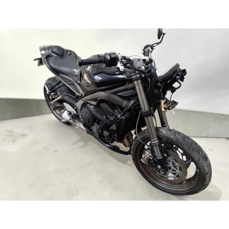 TRIUMPH 765 RS