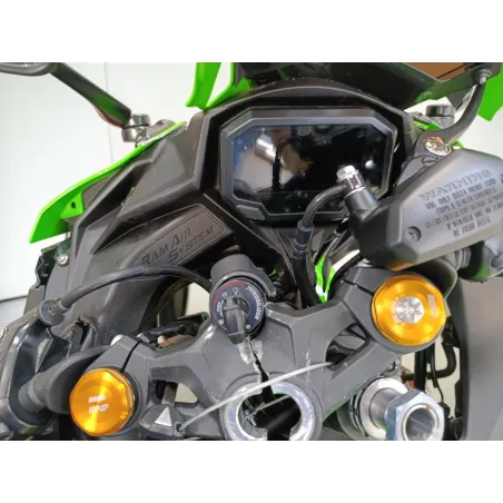 KAWASAKI ZX 4 R