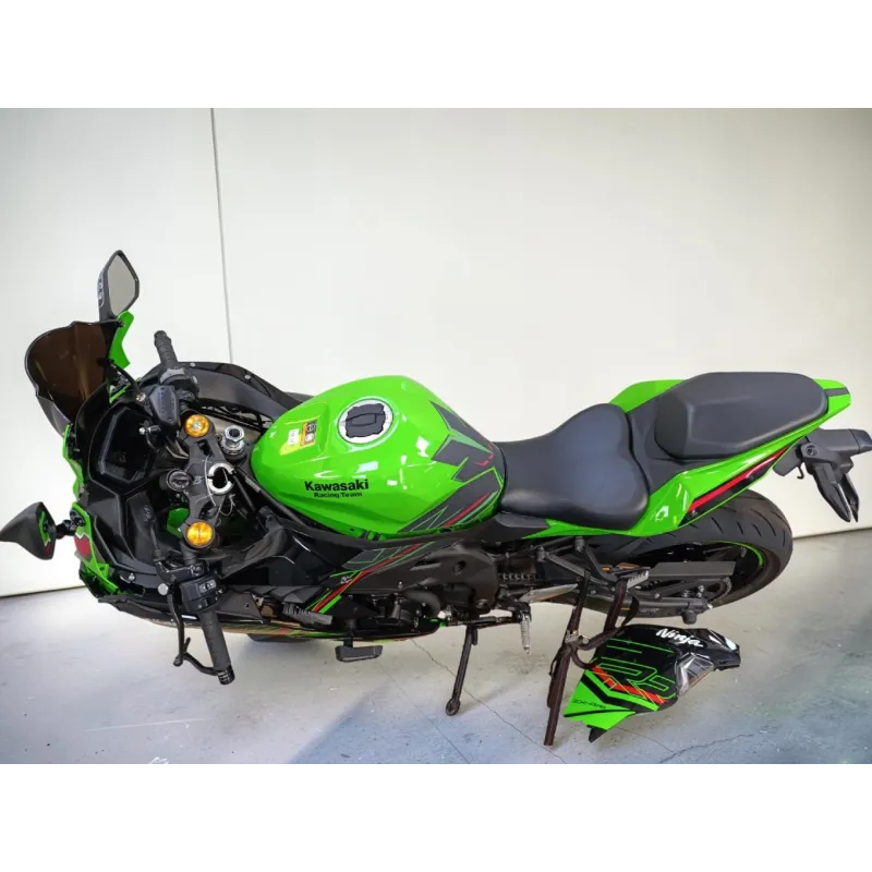 KAWASAKI ZX 4 R