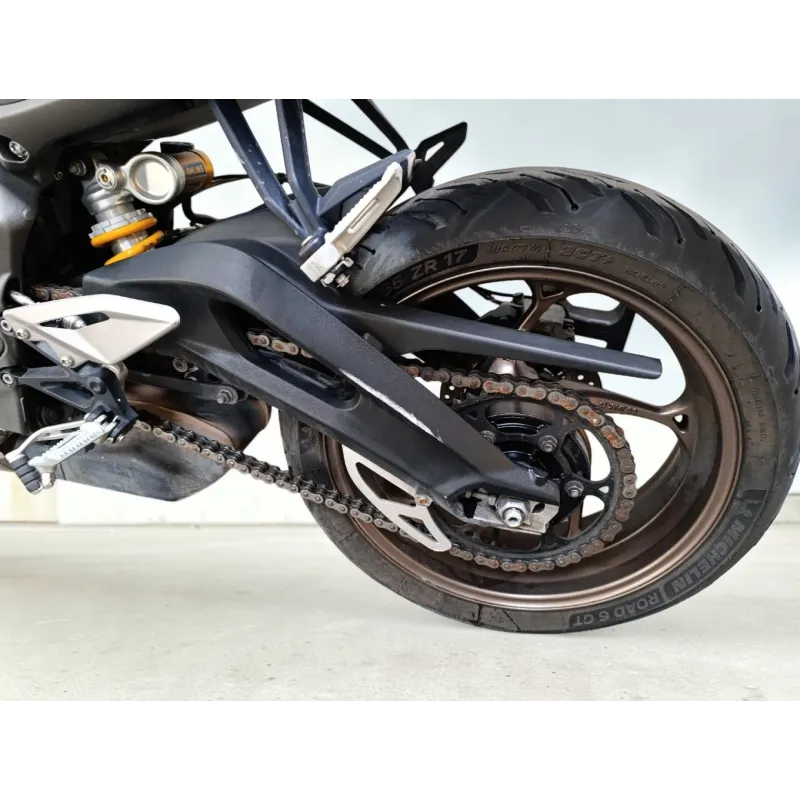TRIUMPH 765 RS