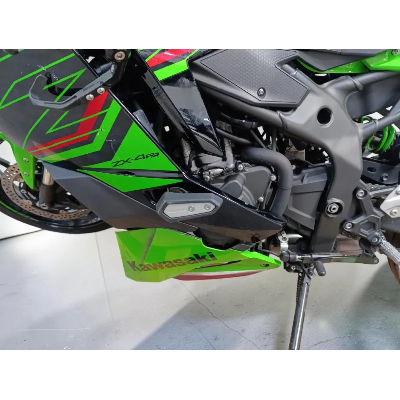 KAWASAKI ZX 4 R