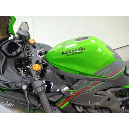 KAWASAKI ZX 4 R